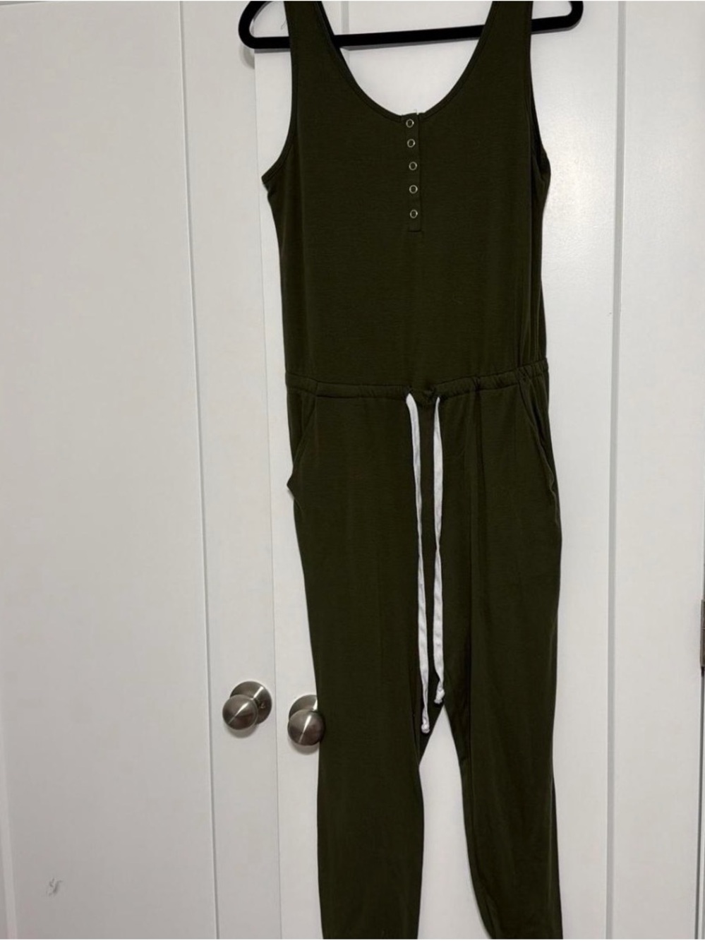 ePretty Olive Green Sleeveless Drawstring Jumpsuit
